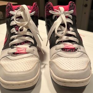 Nike women 6.5 no box